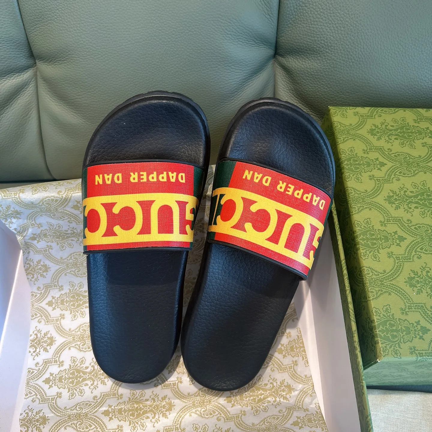 Men's Men's Shoes 130🐮🐮Gucci Gucci Slippers Gucci 2024 latest beach sandals slippers Original molding double G LOGO Original molding consistent Outsole: Men's Men's Shoes u double-layer outsole Size: 35-46